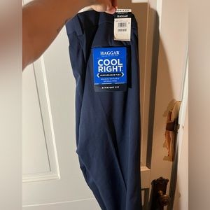 Haggar Cool Fit Dress Pants (33x32) Color- Navy